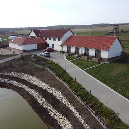Alsoszuha Lovas Vendeghaz B&B 외부 사진